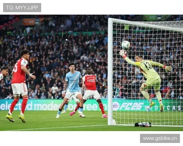 曼城王朝崩塌了？掌控一切的瓜帅正在失去信任，巨额投入换来豪门幻影