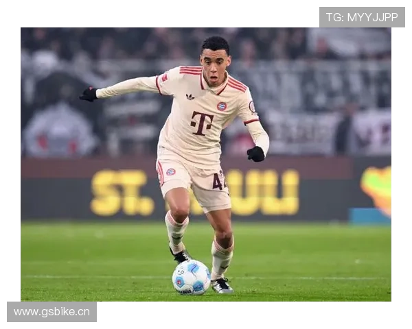 拜仁关键比赛表现不稳定:阶段性波动对赛季走势造成影响